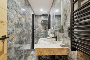 Fotografie z fotogalerie ubytování 293 Suite Arc de Triomphe - Superb apartment v Paříži