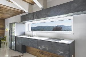 Fotografie z fotogalerie ubytování Weingut Holler Chalet v destinaci Spielfeld