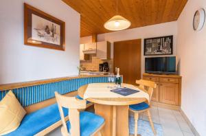 Kuchyňa alebo kuchynka v ubytovaní Apartment Rotbühlspitze