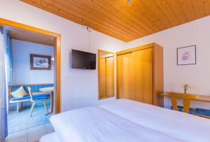 Posteľ alebo postele v izbe v ubytovaní Apartment Rotbühlspitze