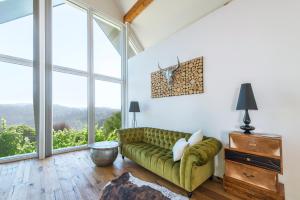Fotografie z fotogalerie ubytování Weingut Holler Chalet v destinaci Spielfeld
