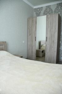 Postel nebo postele na pokoji v ubytování Armani Guest house