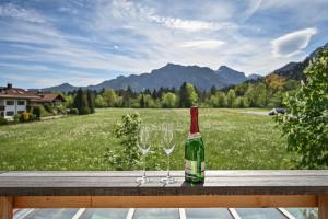 Ein allgemeiner Bergblick oder ein Berglick von der Ferienwohnung aus