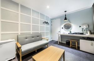 Kuchyň nebo kuchyňský kout v ubytování SL Hotel