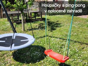 Vonkajšia záhrada v ubytovaní Apartment Moravský Kras