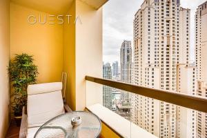 Posezení v ubytování Jumeirah Beach Residence, Dubai Marina