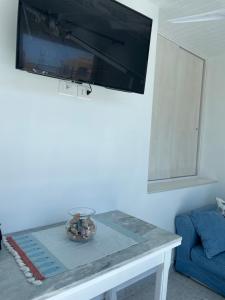 Μια τηλεόραση ή/και κέντρο ψυχαγωγίας στο Casa Pagica