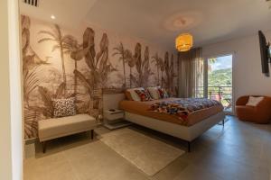 Posezení v ubytování Agosta: Terrace with sea view - Luxury flat | By Airnest
