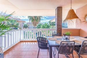 Μπαλκόνι ή βεράντα στο Reserva del Higueron 3 bedroom apartment Lola