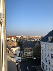 Imagen de la galería de Lovely 2-BR apartment in Østerbro - 266, en Copenhague