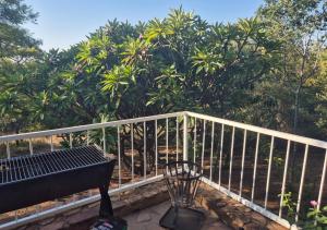 Gallery image of Tshiamo Bush Chalet - Utopia in Buffelspoort