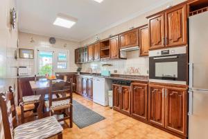 Kuchyň nebo kuchyňský kout v ubytování Villa Montemar by Villa Plus