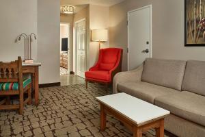 Hilton Tapestry Collection, Hotel Don Fernando De Taos的休息区