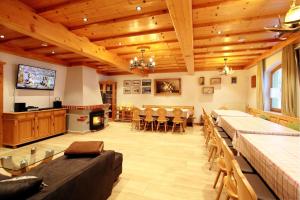 Μια τηλεόραση ή/και κέντρο ψυχαγωγίας στο Landhaus StOswald