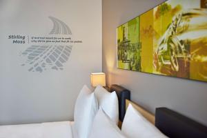 Posezení v ubytování Lindner Hotel Nurburgring Motorsport, part of JdV by Hyatt