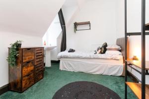 Postel nebo postele na pokoji v ubytování Carlton Hotel