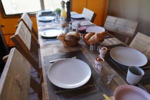 Imagen de la galería de Luxe Glamping Met eigen badkamer voor 5 Personen Bashful, en Behelp