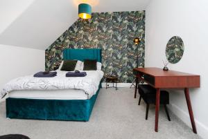 Postel nebo postele na pokoji v ubytování Carlton Hotel