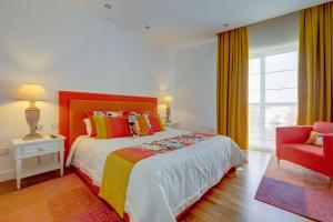 Postel nebo postele na pokoji v ubytování Prime Location Seaview Lux Apartment + 62 fotografií