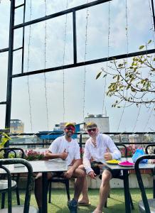 Gasten van Yog Hostel- Rooftop Yoga & Backpacker Social Stay in Thamel, Kathamndu