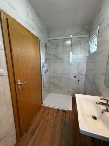 Foto dalla galleria di Apartmani Balsic a Malinska