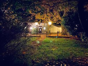 Zahrada ubytování Hinkelshof - 3 Gästezimmer - naturnah, ökologisch, urig, Selbstversorgerküche
