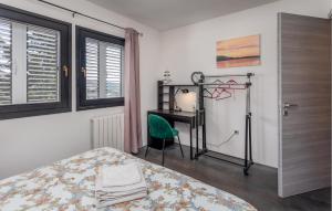 Posteľ alebo postele v izbe v ubytovaní Beautiful Home In Opatija With Sauna