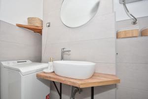 Koupelna v ubytování Apartman Lora