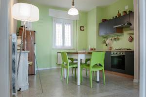 Kuchyň nebo kuchyňský kout v ubytování Casasantirocco Appartamento Intero + 22 fotografií