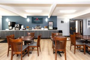 Restaurace v ubytování Coratel Inn & Suites by Jasper Mankato