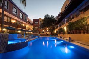 Πισίνα στο ή κοντά στο Amazing 2BR Master Suite at Boutique Hotel +16 φωτογραφίες
