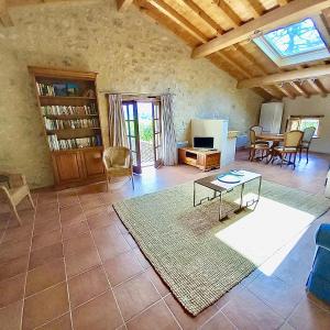 Posezení v ubytování Château Déhès Gazaupouy 1 chambre d'hôte et 1 Gite + 33 fotografií