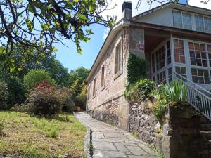 Billede fra billedgalleriet på Lar A Rola El precio x una noche es para dia y medio Check in 9am Out 21pm i Sabucedo