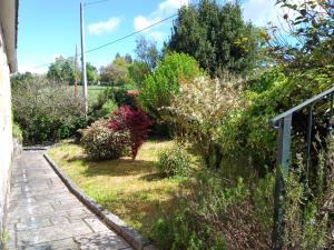 Billede fra billedgalleriet på Lar A Rola El precio x una noche es para dia y medio Check in 9am Out 21pm i Sabucedo + 44 billeder