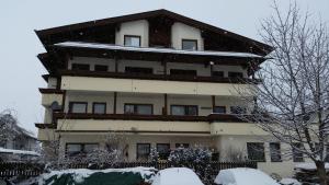 Obiekt Appartementhaus Kaltenbach-Stumm by PiaundDirk zimą