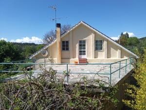 Billede fra billedgalleriet på Lar A Rola El precio x una noche es para dia y medio Check in 9am Out 21pm i Sabucedo