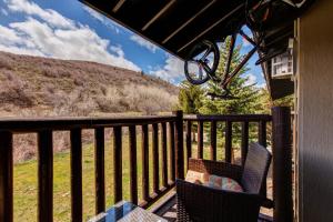 Μπαλκόνι ή βεράντα στο Prospector Lodge 924 by Moose Management +52 φωτογραφίες