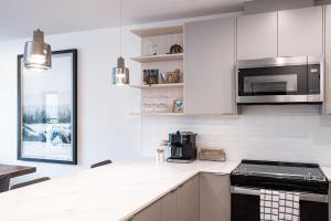 Φωτογραφία από το άλμπουμ του Tucker's Place σε Revelstoke