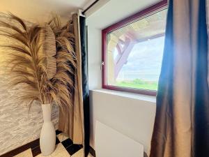 Gallery image of Basement/Entresol face à la mer 180° in Lion-sur-Mer