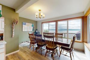 Et opholdsområde på Eastside Beachside Greenbank Getaway