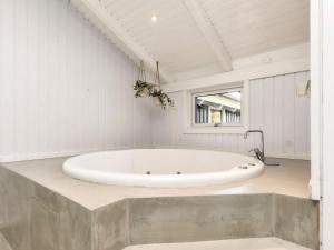 Galeriebild der Unterkunft 10 person holiday home in Løkken in Løkken + 30 Fotos