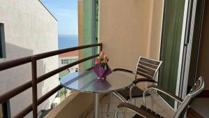 Un balcon sau o terasă la Sea La Vie Apartments