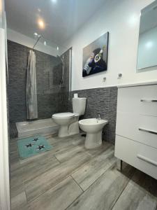 Koupelna v ubytování Apartamento Sofia Los Cristianos + 37 fotografií