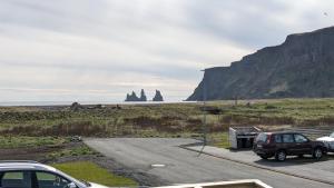 Imagen de la galería de Black Beach Apartment - Vík, en Vík 2 fotos más