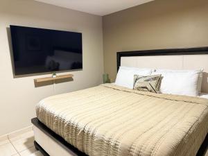 Postel nebo postele na pokoji v ubytování Ocean Luxe in Paradise - Le Paradis Royal