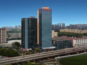 Linna Shenzhen üldine vaade või majutusasutusest Hampton by Hilton Shenzhen Longhua Qinghu pildistatud vaade