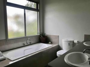 Phòng tắm tại D119 Silver Birch Family Stay +21 ảnh