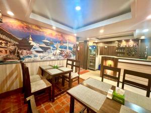 Restaurace v ubytování Satkar Boutique Home