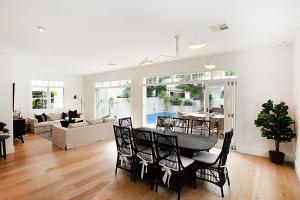 Posezení v ubytování The Sienna Rose Bay