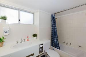 Un baño de Gables 13 of 2 Clyde Street